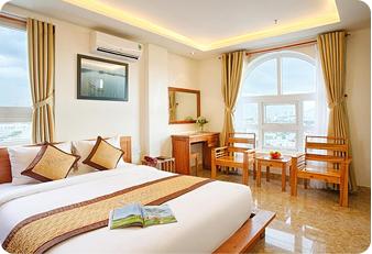 外食業（接客・調理）